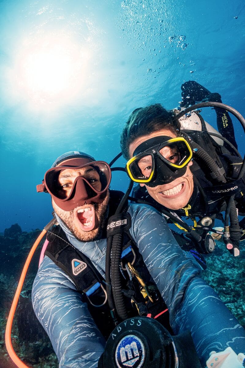 Inmersión de buceo en Tenerife para buceador con licencia. Descubre los mejores fondos marinos de Europa en Tenerife